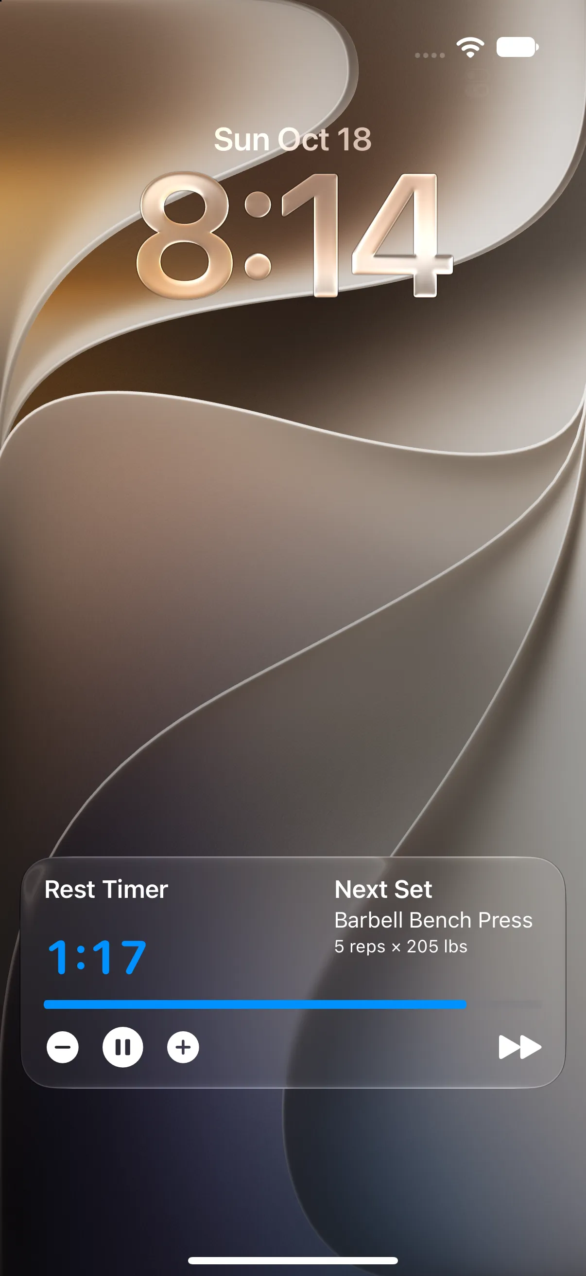 Lock Screen Live Activity: rest timer at 1:17 with the next set, bench press 5 reps at 205 lbs, and controls to adjust, pause or skip
